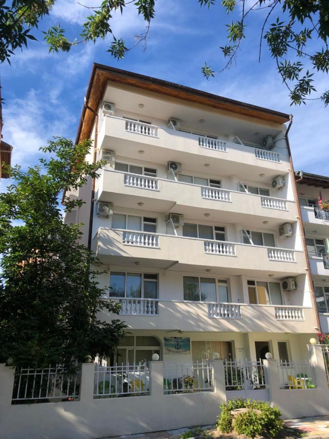 Borko Guest House Primorsko Exterior photo