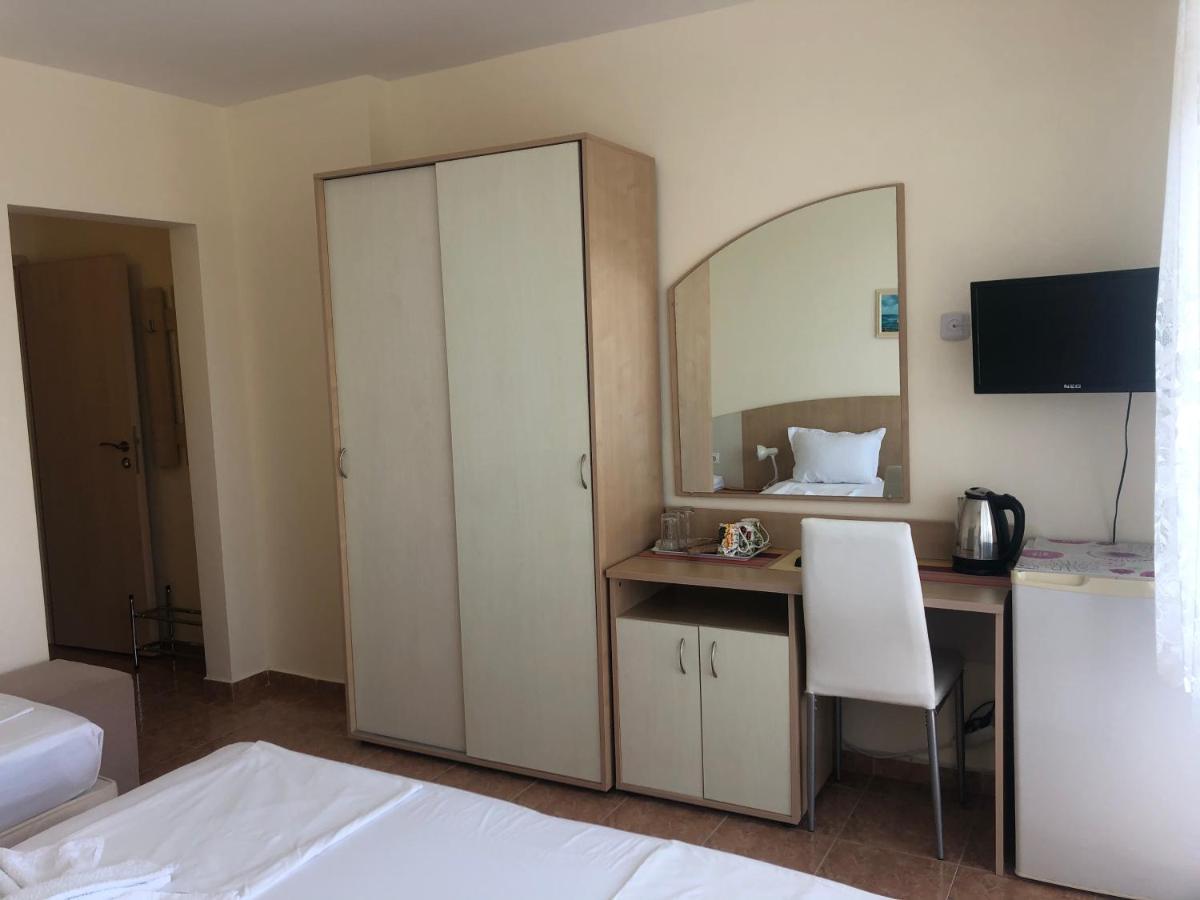 Borko Guest House Primorsko Exterior photo