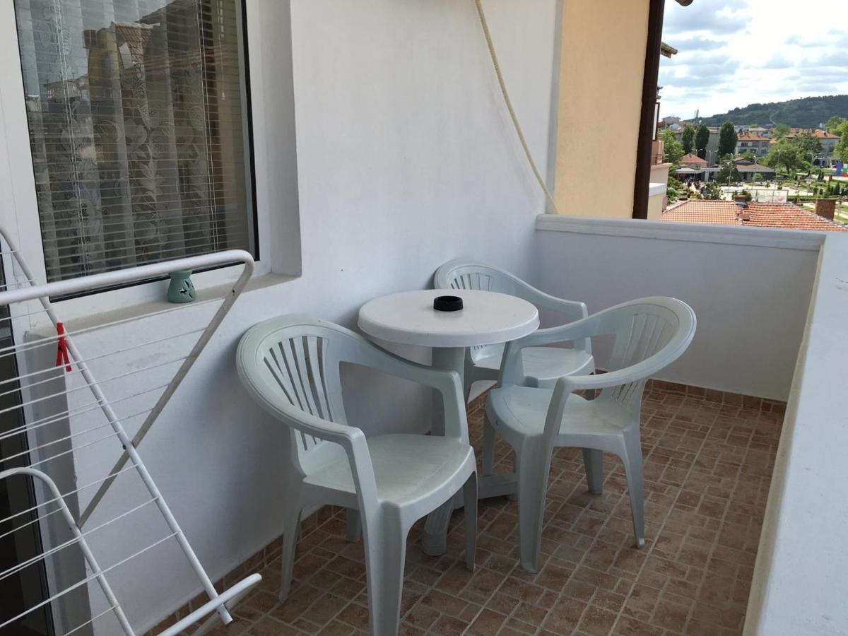 Borko Guest House Primorsko Exterior photo