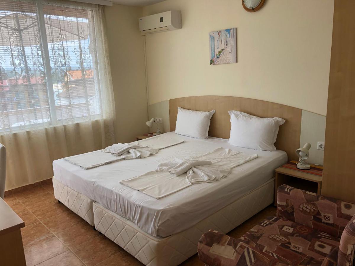 Borko Guest House Primorsko Exterior photo