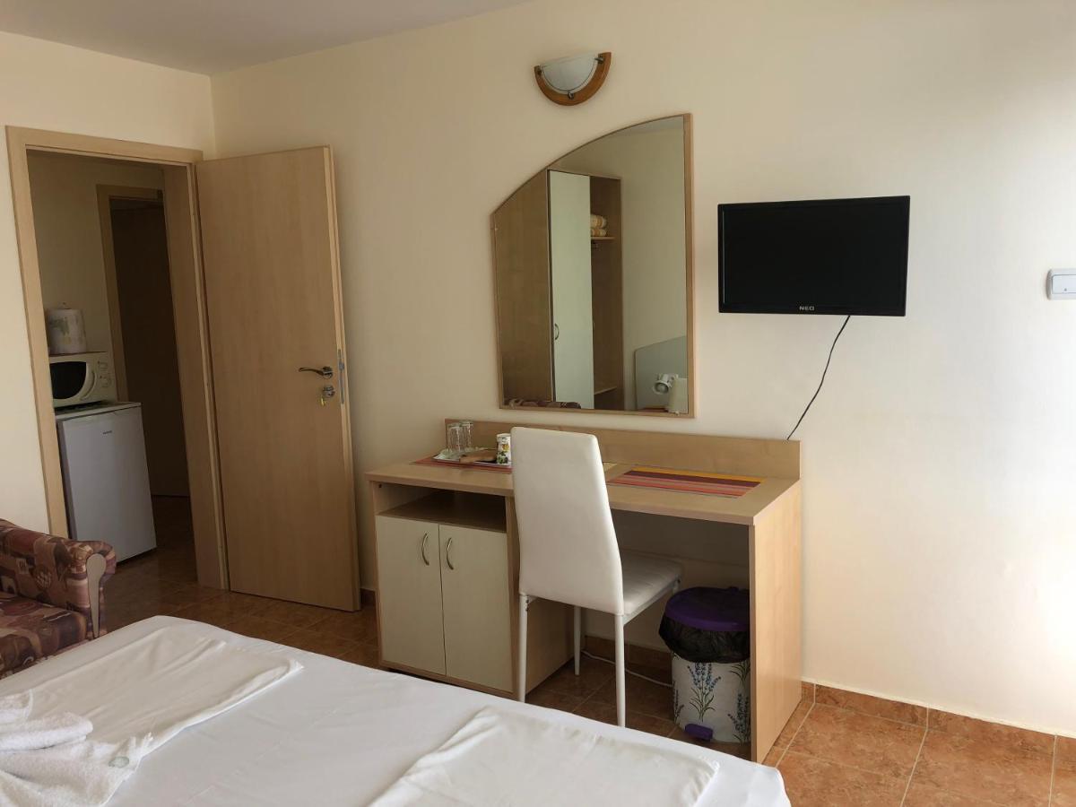 Borko Guest House Primorsko Exterior photo