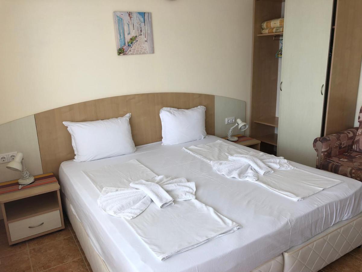 Borko Guest House Primorsko Exterior photo