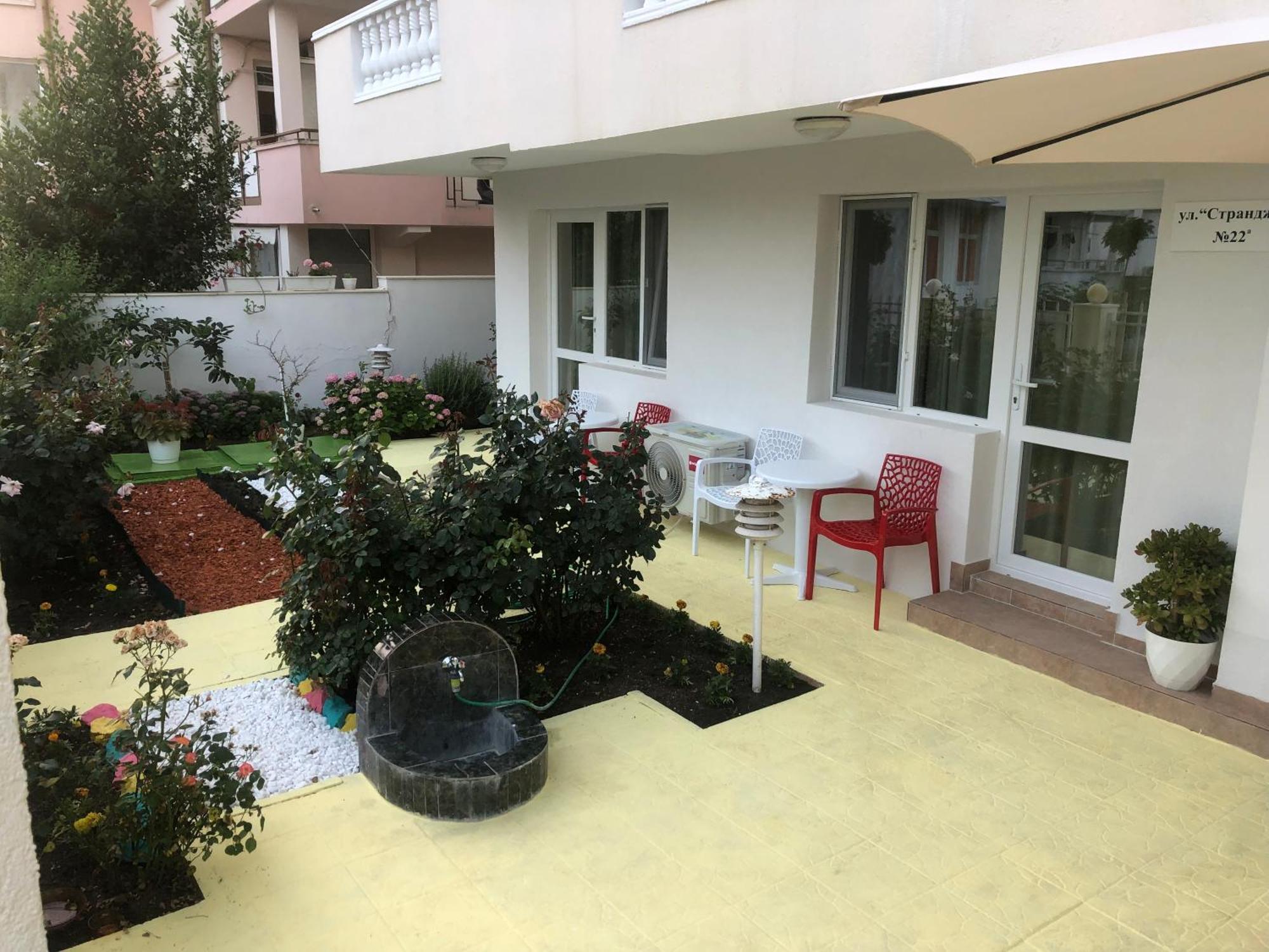 Borko Guest House Primorsko Exterior photo